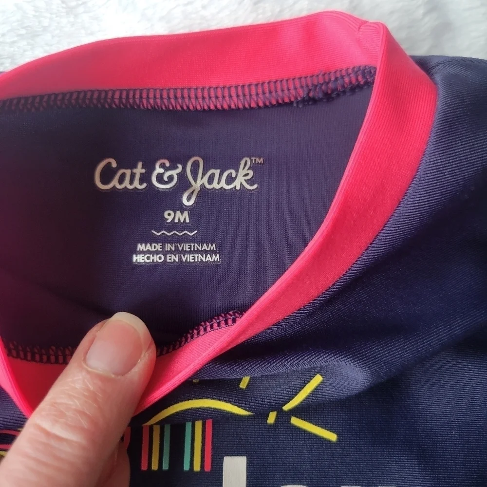 Cat & Jack long sleeve rash guard swim top size 9 months